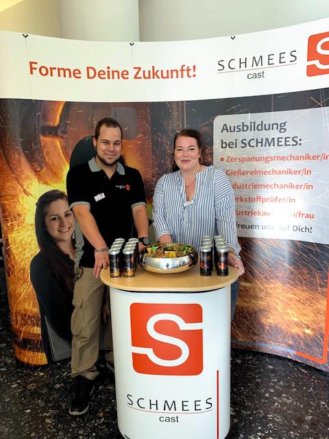 SCHMEES cast Ausbildung mit Julia Donath und Marcus Binder SCHMEES cast Ausbildung mit Julia Donath und Marcus Binder